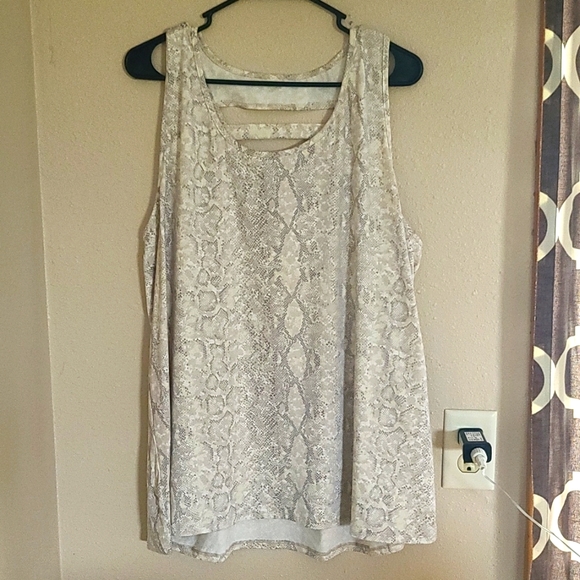 NWOT Sew in Love buttery soft snake print racerback tank sz 2X - Picture 4 of 7